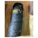 Everlast punching bag, 32"