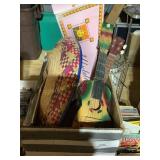 Sombreros , ukulele, etc.