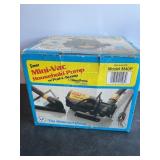 Simer mini vac household pump, model M40P