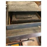 Magic table 41" x 31ï¿½ x 27ï¿½