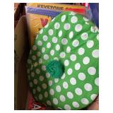 5 Party photo costumes NIP