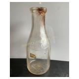 Hagerstown dairy Company, QT. Milk bottle.