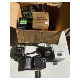 Minolta Maxxum 7000i film camera, flash, Pentax