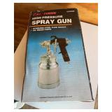 Cal Hawk high pressure spray gun 30-80 psi, NIB