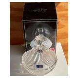 Full lead crystal heritage lidded candy dish 8"h