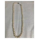 14k clasp Pearl necklace, 15", .59 oz.