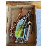 Misc hand tools clamp, mini crow bar, adj