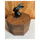 Blue Mountain Pottery rabbit 3" (shows wear) &