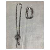 Rhinestone bow choker necklace 16", & bracelet