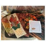 Fall decor, hand quilted - wall hanging, table