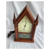 Seth Thomas mantle clock, 6.5x11x4"