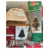 4 1/2 ft prelit Aspen pine tree & 24" decorated