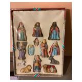 12 pc. Porcelain nativity figurines w/ orig. box