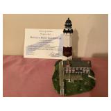 Danbury Mint lighthouse, w/COA & original box -