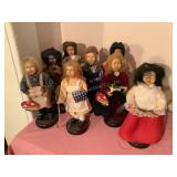 8 Christmas Carolers, 9", etc. NWT