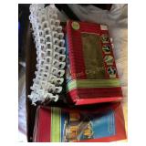 400+ universal shingle/gutter clips NIP