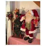 2 Santaï¿½s, 32"H