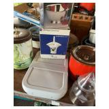 Misc crockpot, Aladdin cooler/warmer keeper, ice