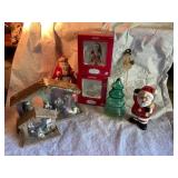 Misc Christmas- trees, Santaï¿½s, nativities,