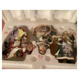 3 Thomas Kincaid Old World Santaï¿½s, Aston Drake