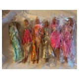 6 Barbie type dolls