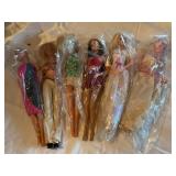 6 Barbie type dolls