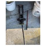 Floor jack w/ extra handle not tested