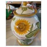 Cookie jar, 12" tall