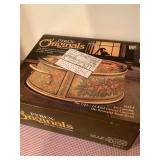 Pyrex Originals covered casserole with metal