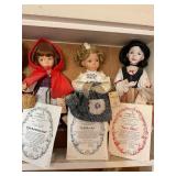 Heroines from the Fairy Tale Forrest, Snow,