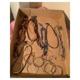 Costume jewelry, necklaces & bracelets