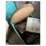 Framed prints w/tote