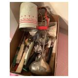 Vtg kitchen utensils, sifter, knives, fork, ice