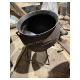 Cast iron butchering kettle with stand  15.5"D