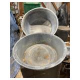 2 Bowls, aluminum and granite ware, largest is