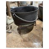 Cast iron butchering kettle with stand, 23"D