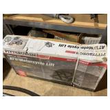 ATV motorcycle lift, NIB
