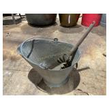 Coal bucket w/shovel