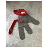 Meat slicer cutting glove