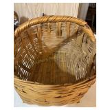 Wicker basket 8 1/2" x 18ï¿½ x 14ï¿½
