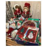 2 Christmas caroler porcelain dolls, 11", show