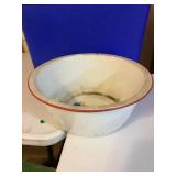 Large Frstival enamel ware basin,  14x6"