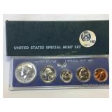 5 PC 1967 US Special Mint Set w/case