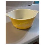 Pyrex butterfly gold 1.5 qt bowl, no lid