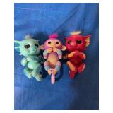 3 Wowwee fingerlings 5" tall