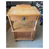 Wood stand oak, 16" x 26" x 11 1/2"