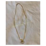Gold tone necklace w/pendant, 16"