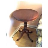 Hand carved wood round table 21'x26ï¿½ (NO shipping)