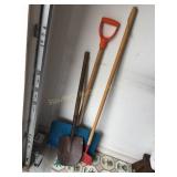 Metal snow shovel,shovel,etc
