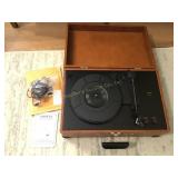 Crosley 3 speed portable turntable model CR 49
